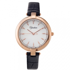 シンプルなファッションカラフルな美しい高品質の女性の腕時計