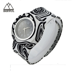 ミリアンペアの中のスラップウォッチカラフルなパターンの腕時計シリコン素材の時計合金ケース