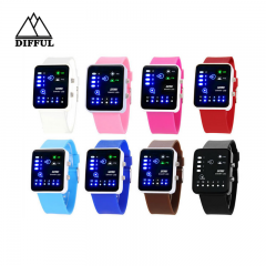 LED腕時計シリコン素材四角形のデジタルディスプレイ別の色の腕時計