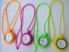 シリコン素材のストラップ合金ケース環境に優しい最高の医療機器看護師の時計